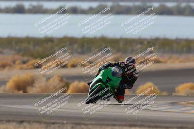 media/Dec-18-2022-SoCal Trackdays (Sun) [[8099a50955]]/Turn 14 (940am)/